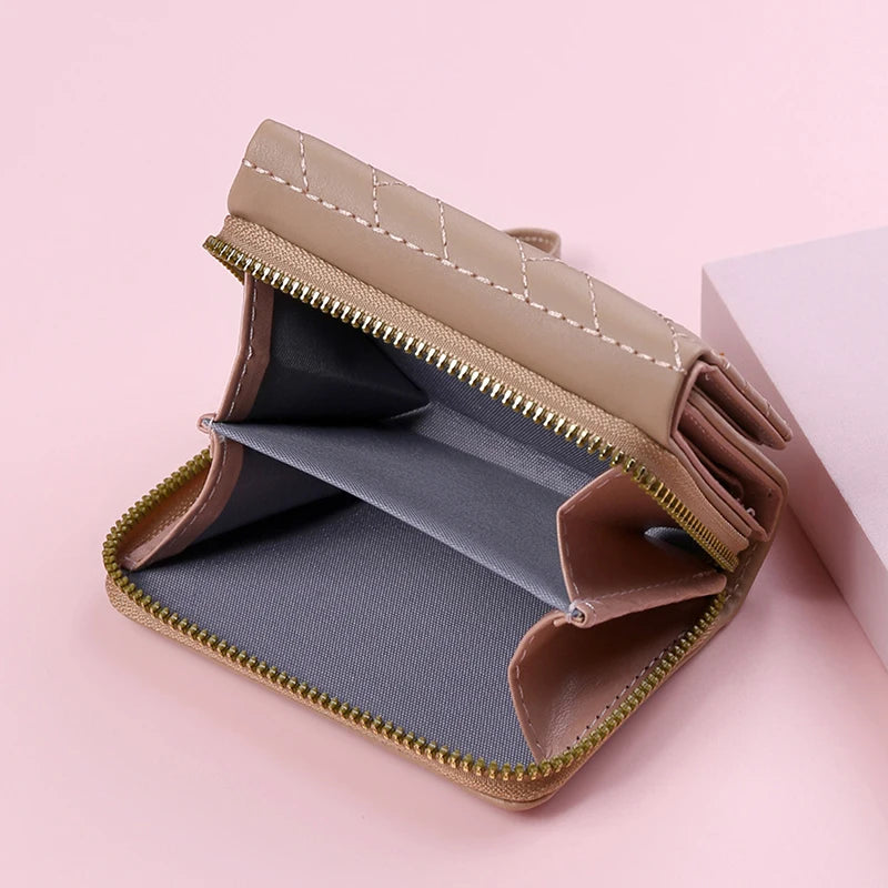 The Petite Étoile Zip Wallet