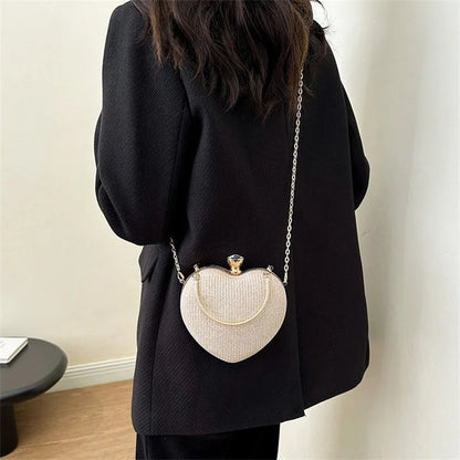 Bolso de hombro con forma de media luna y corazón (minibolso de lunares con cremallera y correa de cadena para el día a día y para salir por la noche)